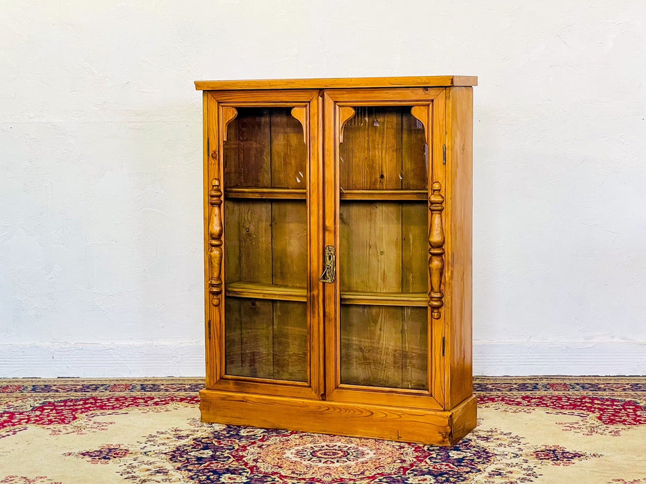 パイングラスキャビネットd87