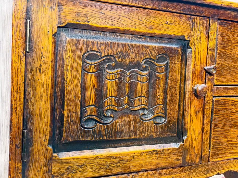 サイドボードe39