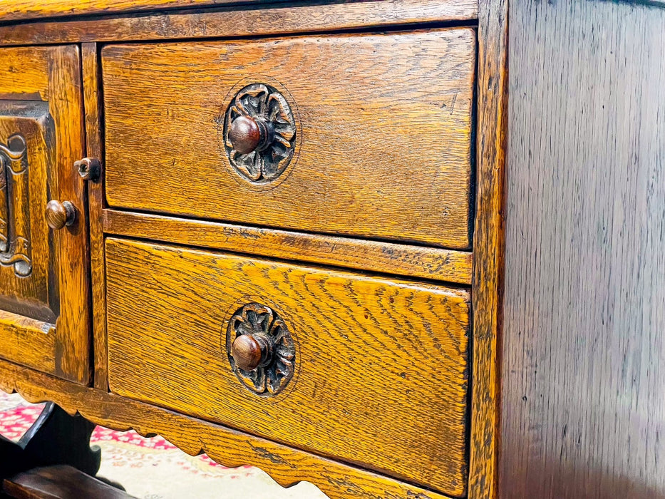 サイドボードe39