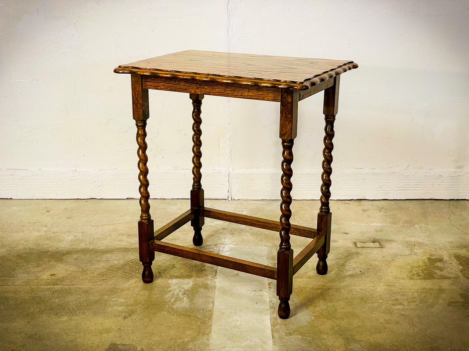 オケージョナルテーブルb33