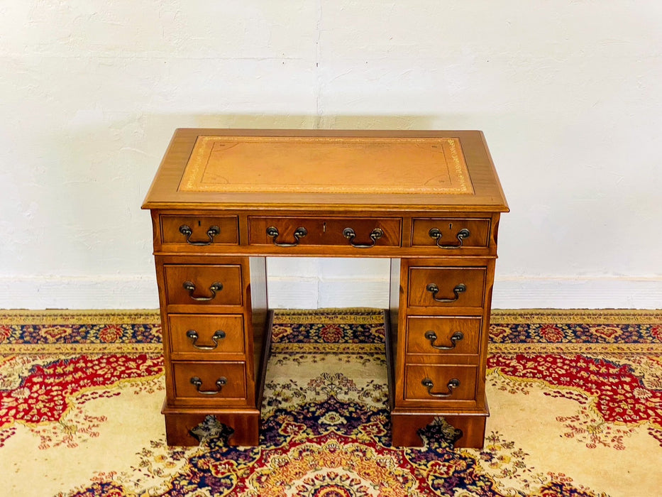 スモールデスクd289